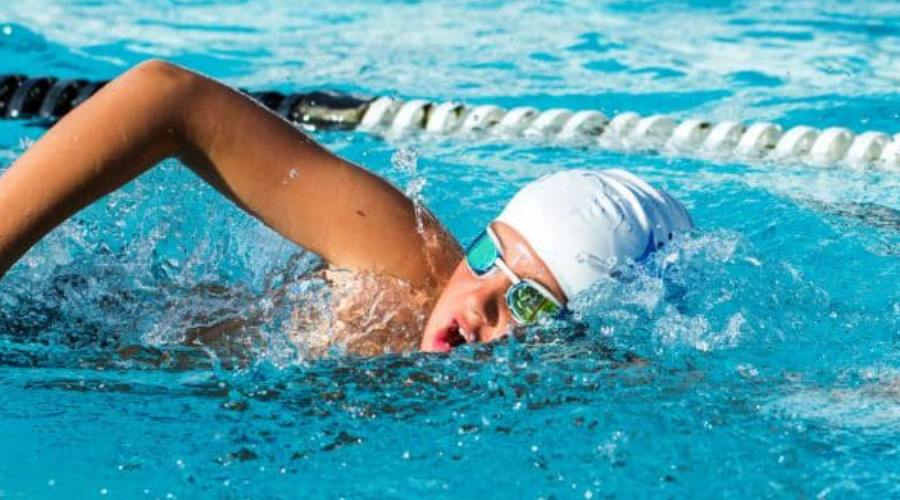 تاثیر شنا در رشد قد - batisswimacademy